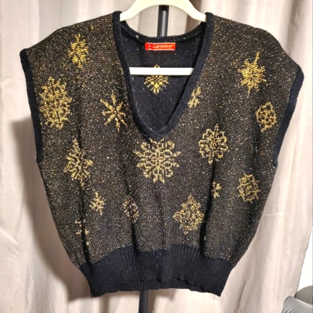 GORGEOUS Halston lll Gold/Black Sparkle Vest